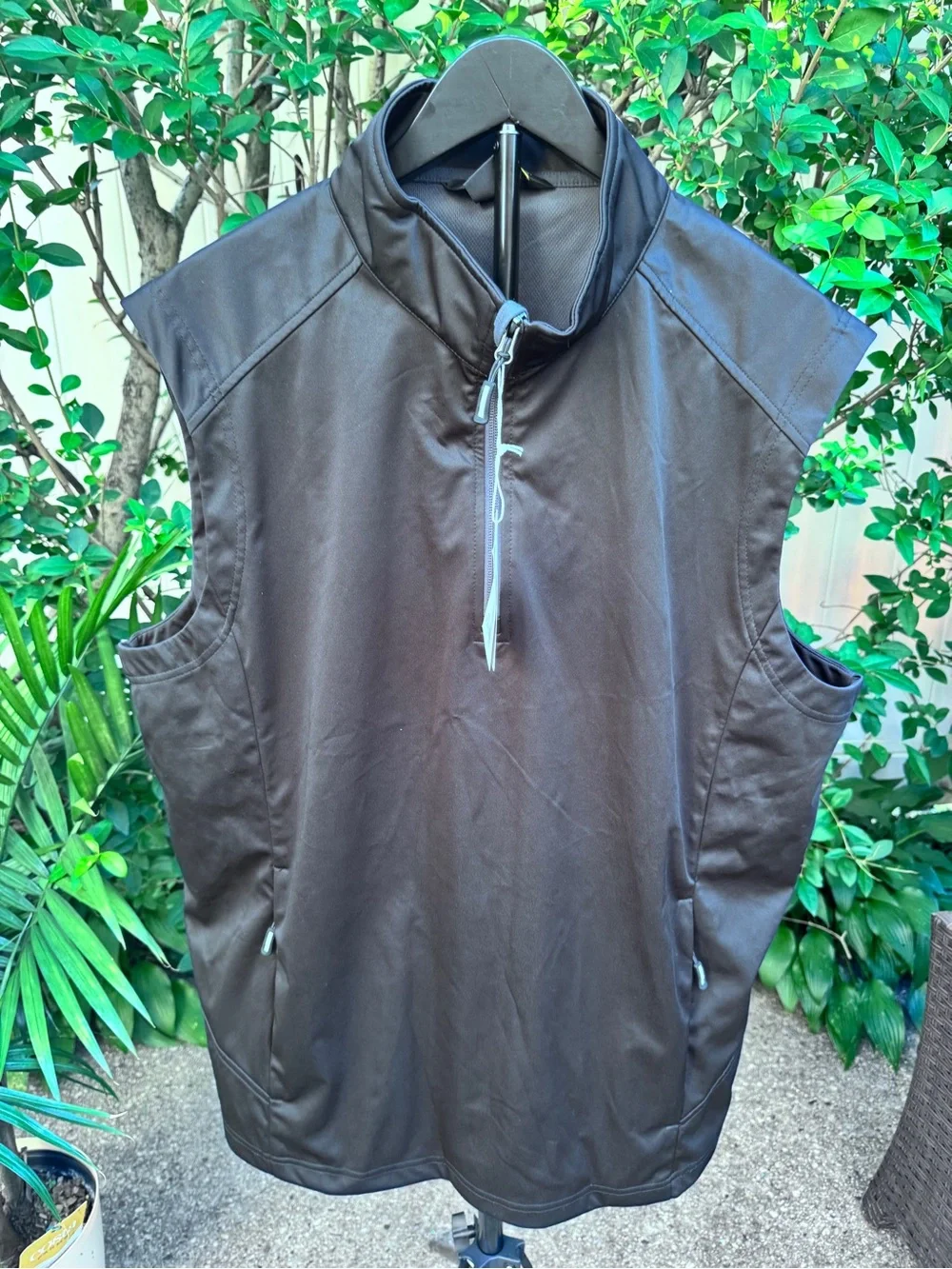 Men's Brown Quarter-Zip Softshell Vest